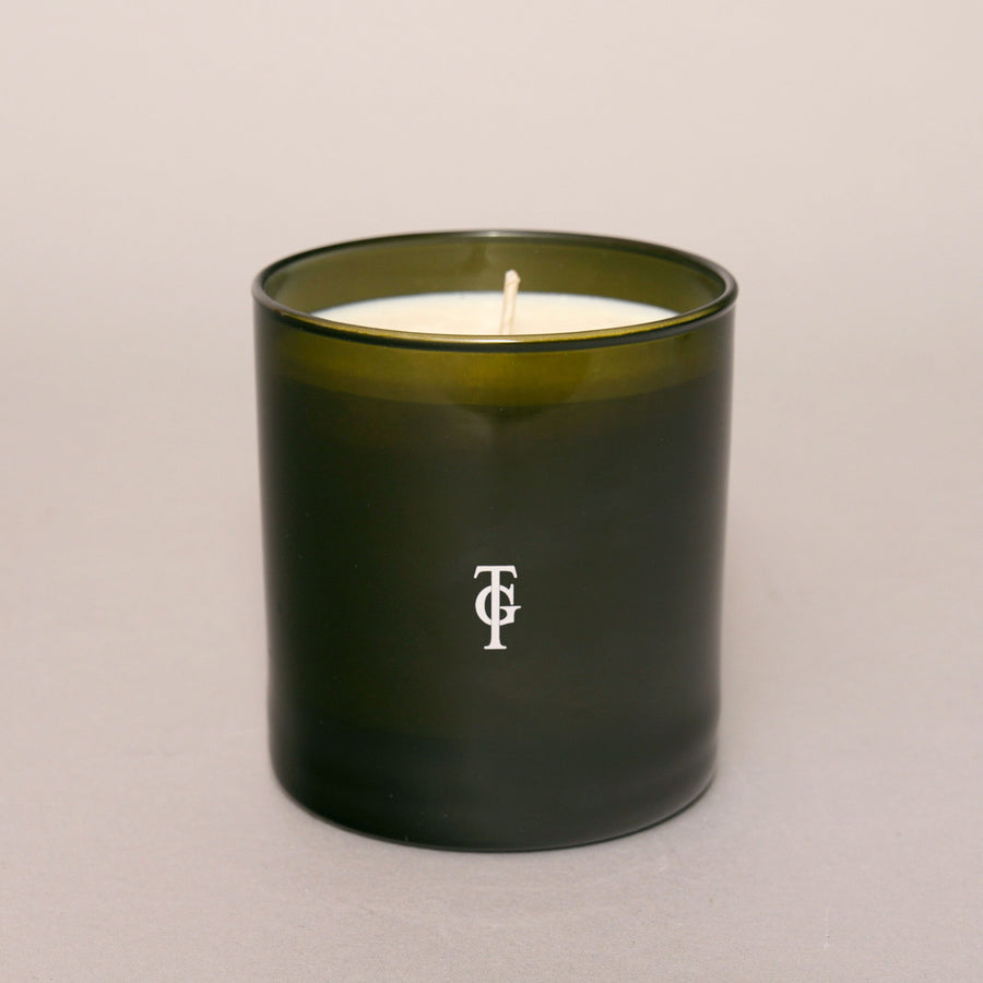 Lawn Medium Candle | True Grace
